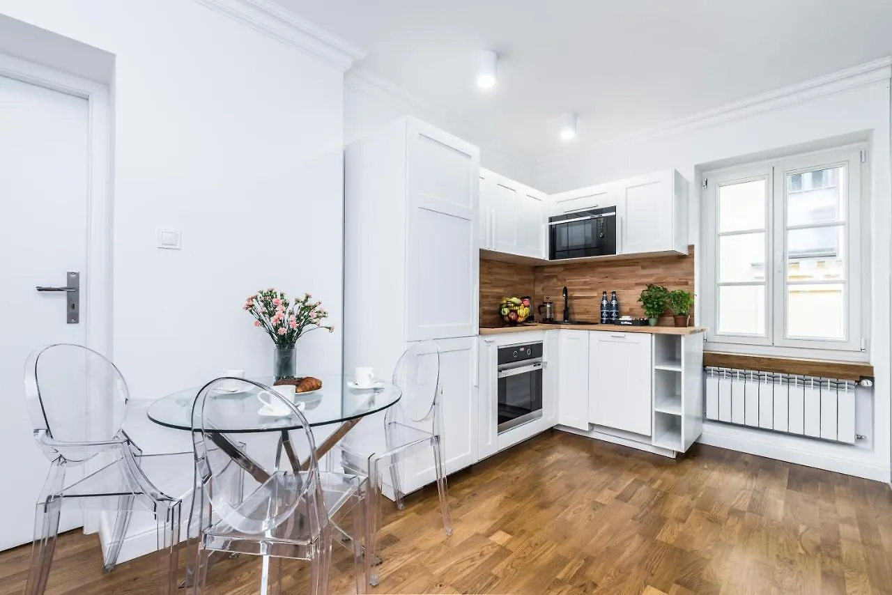 Rent like home - Przejście Garncarskie 10 Wrocław